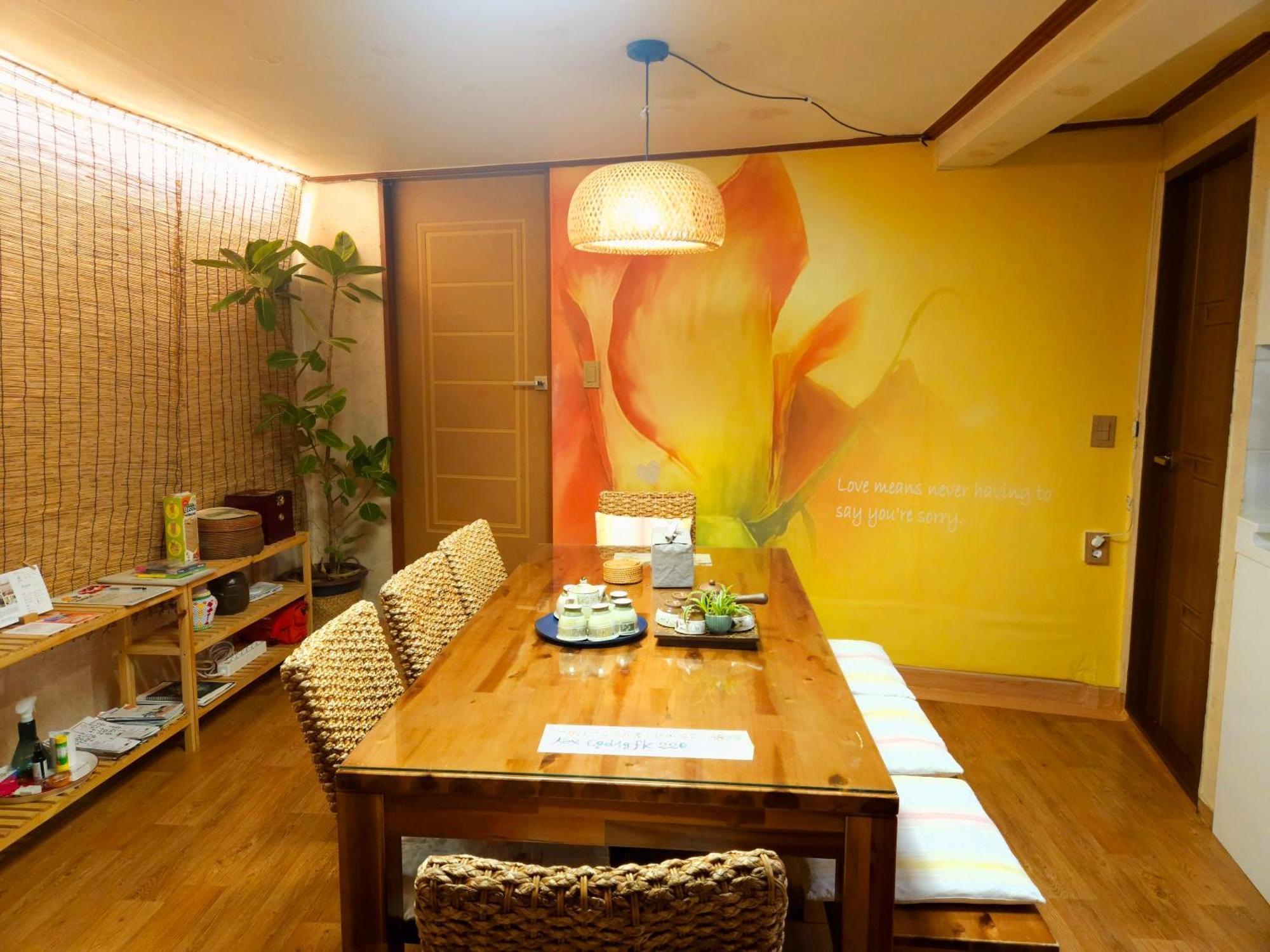 Lydia Craft Guesthouse Seoul Exterior photo