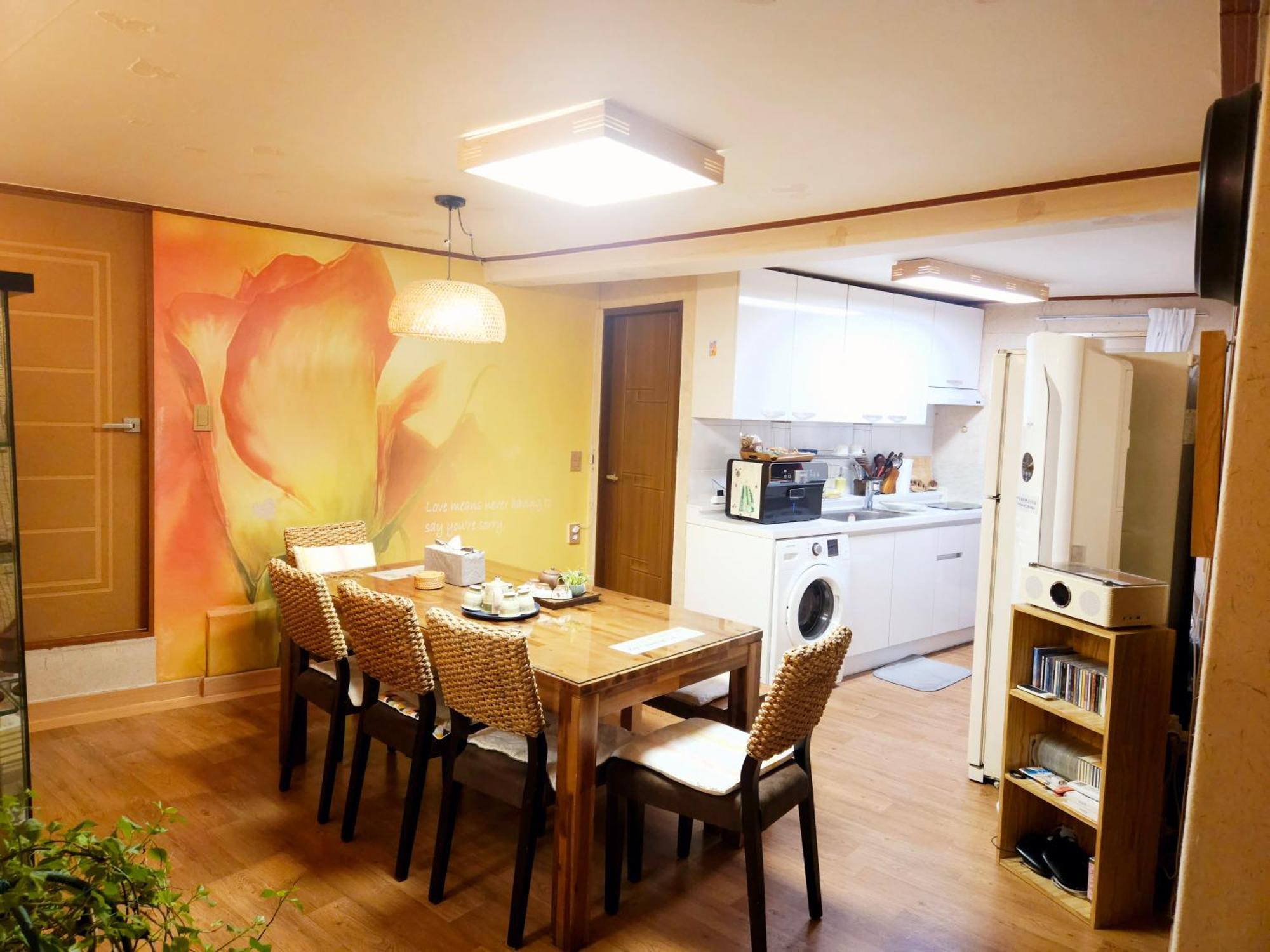 Lydia Craft Guesthouse Seoul Exterior photo