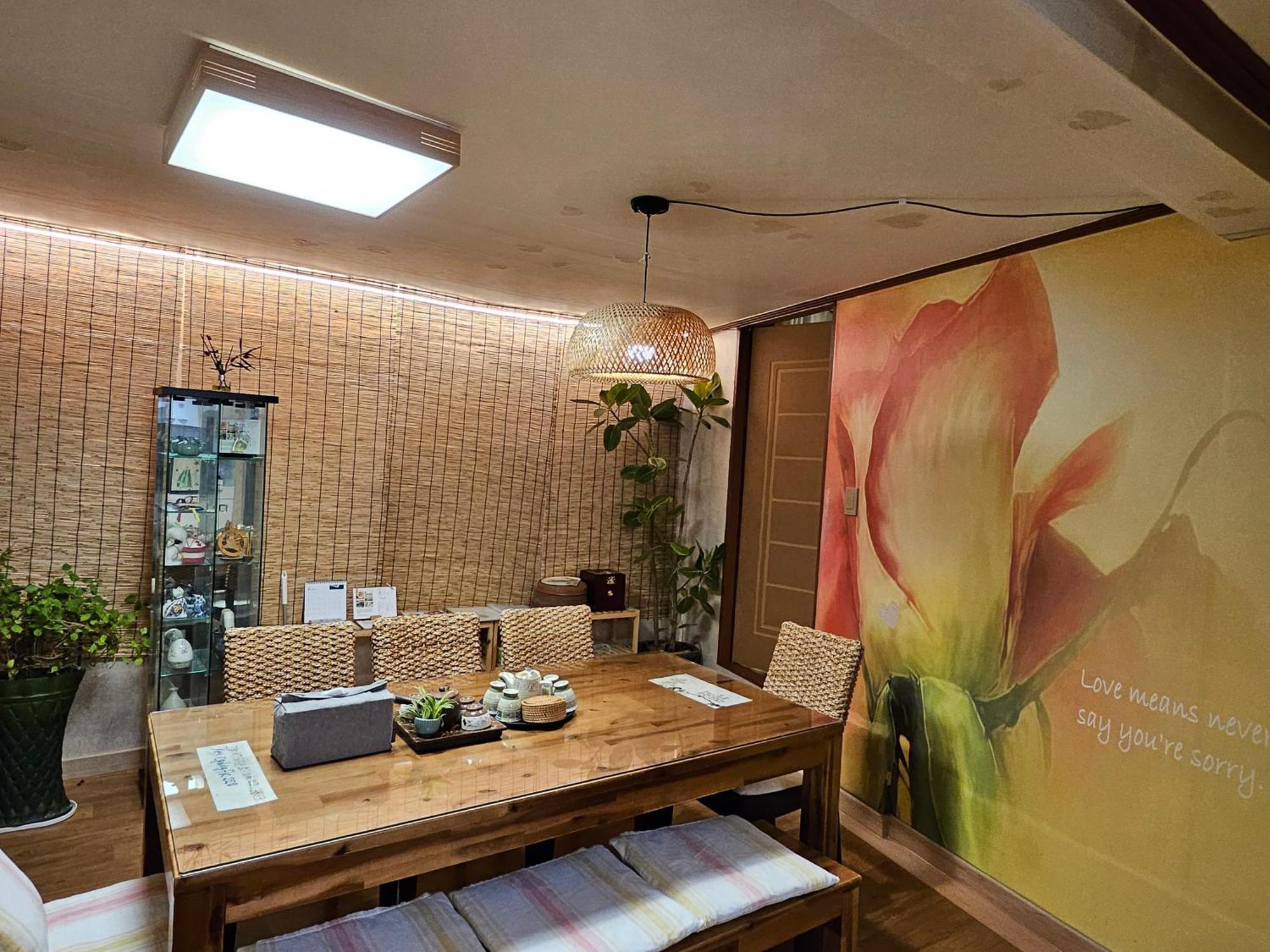 Lydia Craft Guesthouse Seoul Exterior photo