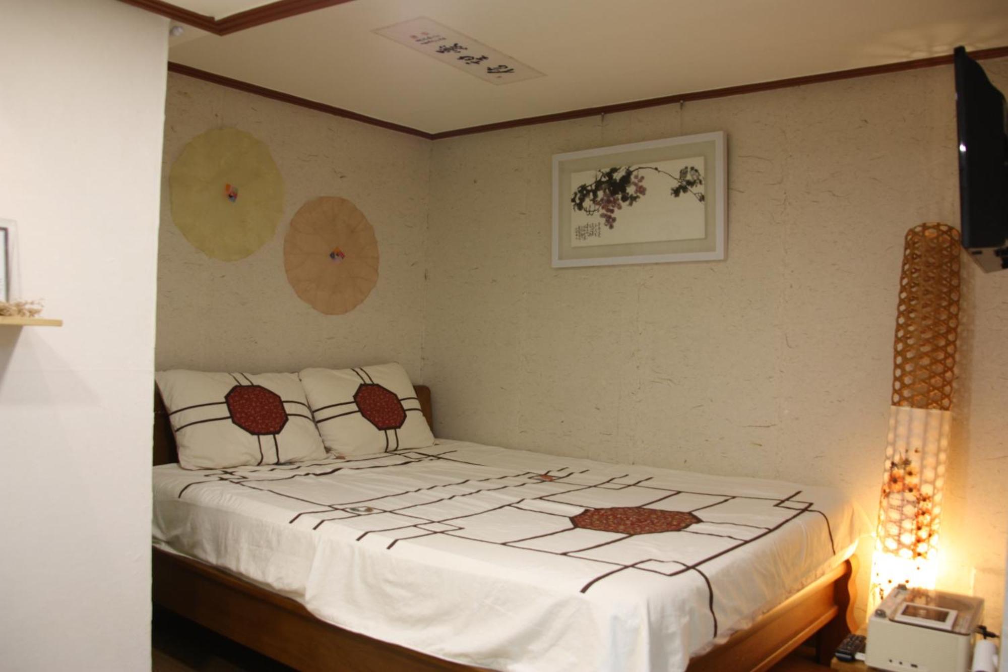 Lydia Craft Guesthouse Seoul Exterior photo